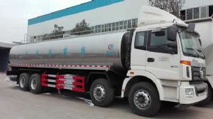25吨福田欧曼车罐一体鲜奶运输车